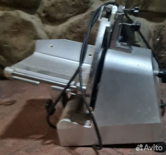 Ломтерезка слайсер б/у с функцией расширеной настр