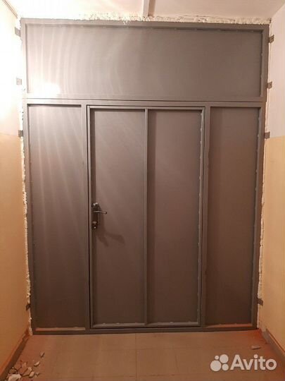 Входная металлическая дверь / Тамбурная дверь