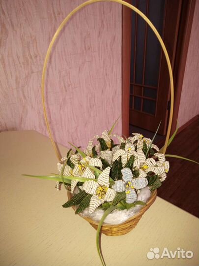 Ручная работа из бисера и лент