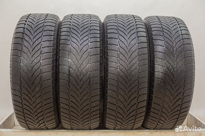 Goodyear UltraGrip Ice 2 235/55 R18 104T