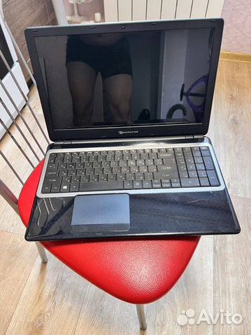 Отличный Ноутбук на SSD+8гб озу объявление продам