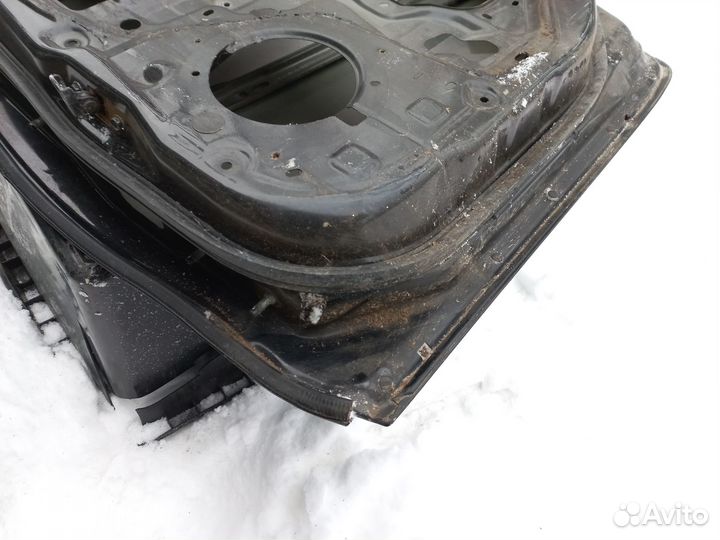 Дверь задняя правая Nissan Teana J32 теана 32 черн