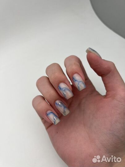 Маникюр педикюр