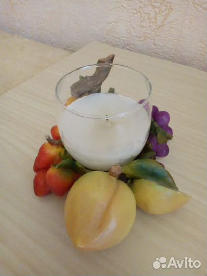 Подсвечник Фрукты, со свечой в стеклянном стакане
