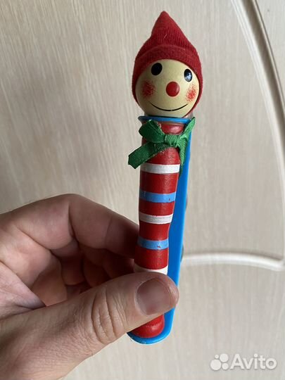 Детская погремушка музыкальная