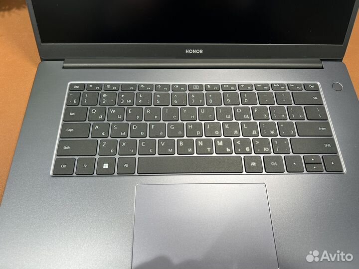 Honor MagicBook 15 Ryzen 7 5700u б/у