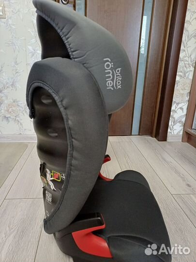 Автомобильное кресло britax romer