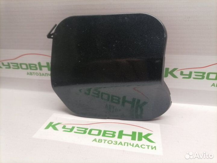 Заглушка буксировочного крюка бампера переднего