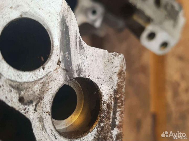 Гбц левая мерседес M276