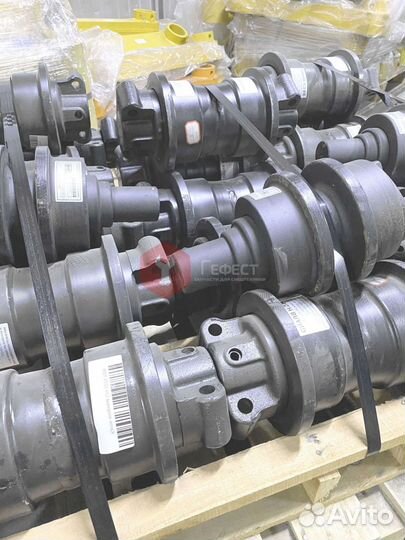 Каток поддерживающий Case JS130 VLK31V
