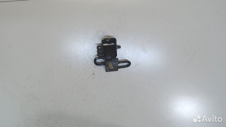 Петля двери Audi A8 (D3), 2008