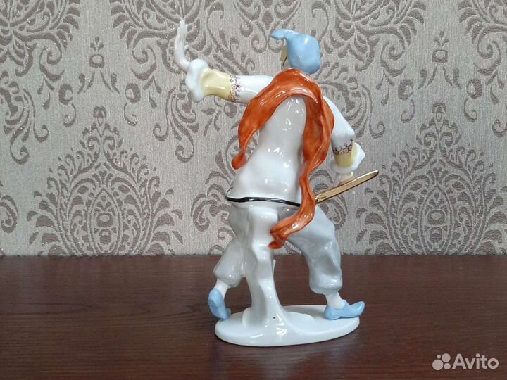 Фарфоровый Арлекин фабрики Ens