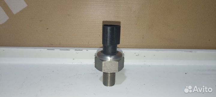 Датчик давления топлива Toyota Lexus 1AZ 2AZ 1JZ