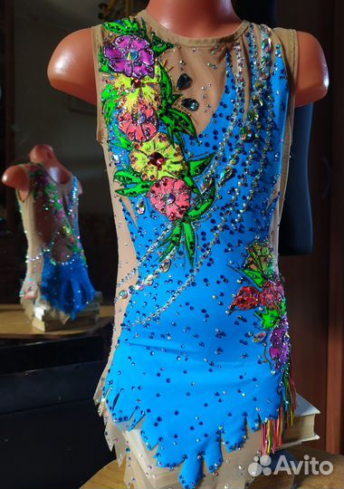 Купальник новый для гимнастики 136