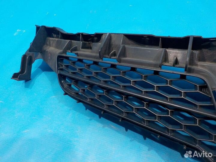 Решетка радиатора toyota Auris (E15) 2006-2012