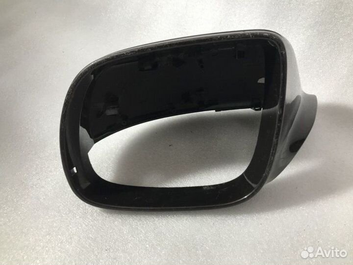 Накладка зеркала левая Audi Q5 8R 2008