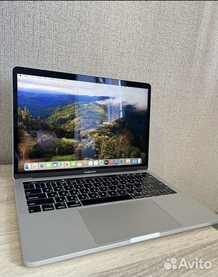 Macbook pro 13 2018 touch bar 16gb