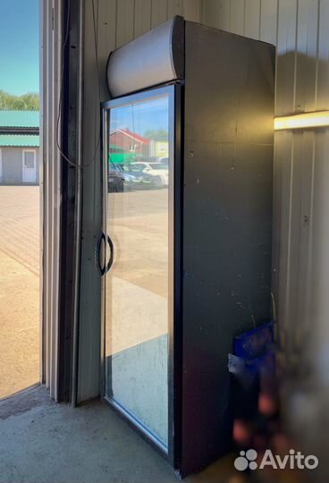 Холодильник витрина бу для напитков