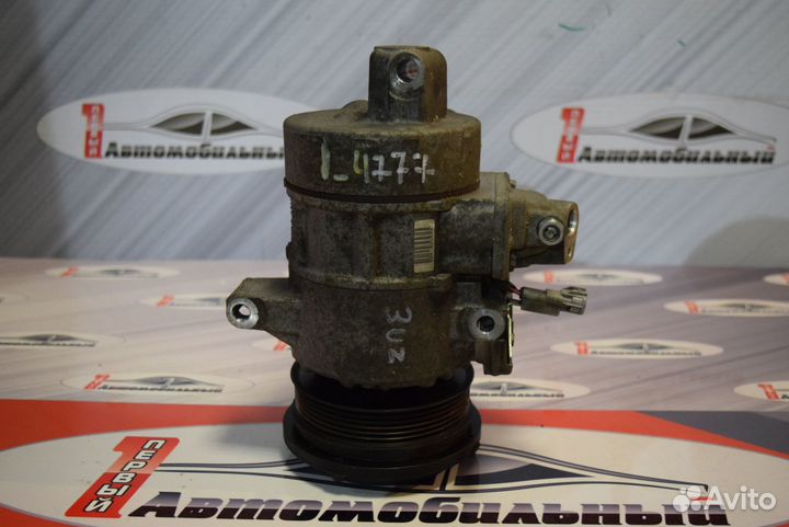 Компрессор кондиционера c Toyota Crown Majesta UZS