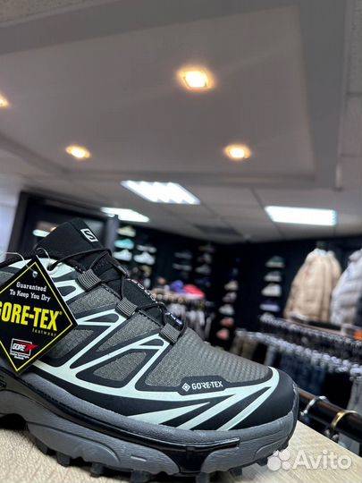 Кроссовки Salomon Gore-Tex