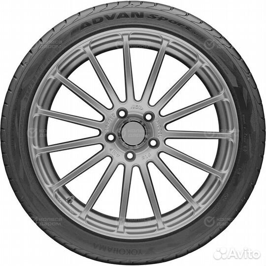 Yokohama Advan Sport V105S 225/55 R16 95W