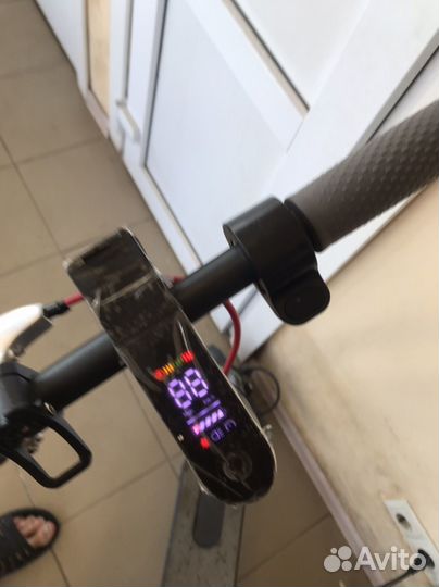 Самокат взрослый электрический бу