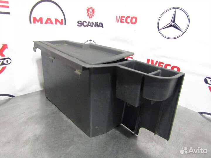 Отсек вещевой слева Mercedes Actros