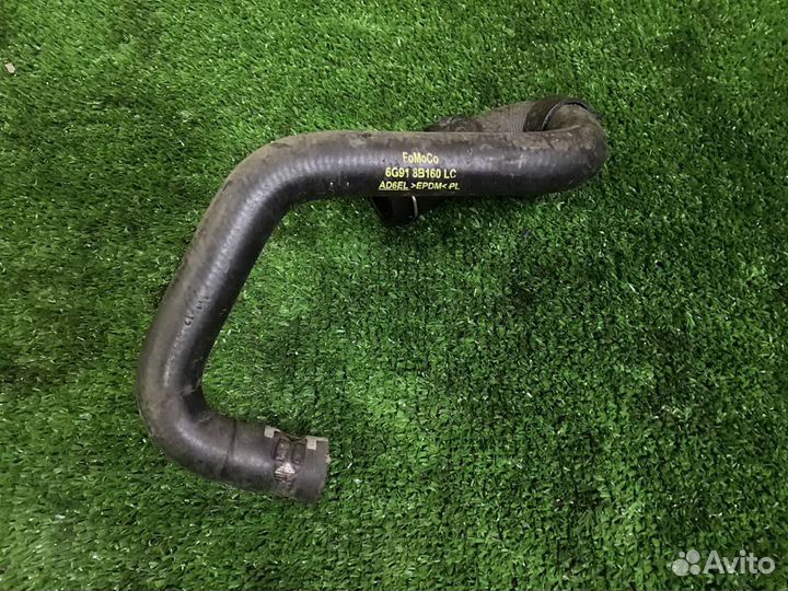 Патрубок охлаждения двигателя Volvo S80 S60 V70