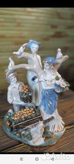 Редкая фарфоровая статуэтка