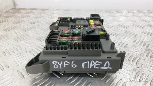 Блок предохранителей BMW X5 E70 (84F06M101)