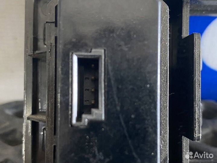 Рамка переключателей Volvo FH4 82859005