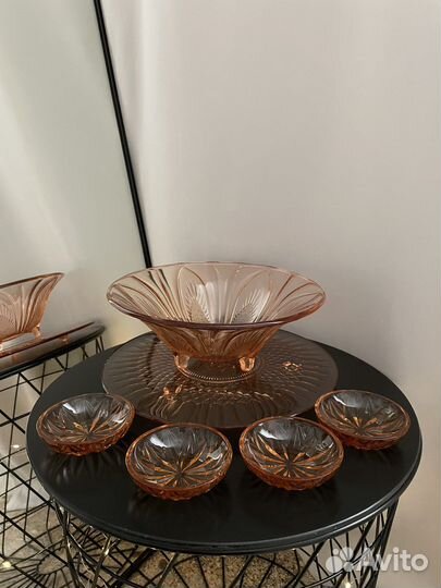 Цветное розалиновое карамельное стекло