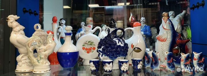 Штофы, корзинка