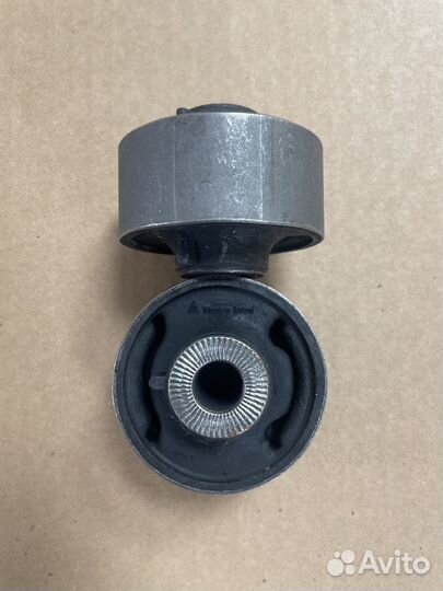 Сайлентблок переднего рычага задний VAG 5Q0407183E