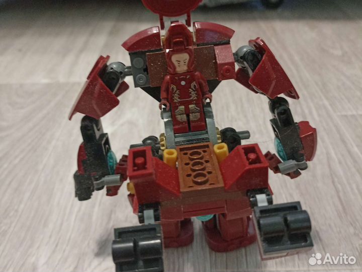 Lego набор marvel