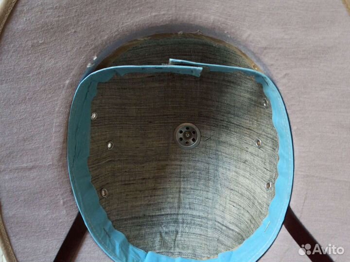 Пробковый шлем для сафари