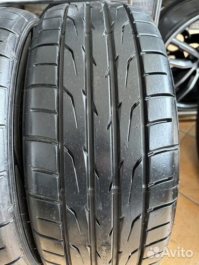 Dunlop Direzza DZ102 215/55 R17