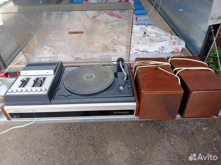 Проигрыватель винила мелодия 103