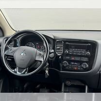 Mitsubishi Outlander 2.0 CVT, 2016, 181 100 км, с пробегом, цена 1 765 000 руб.