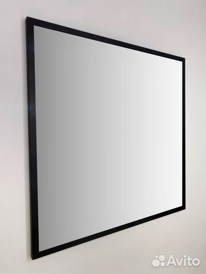 Зеркало в алюминиевой раме 70/70