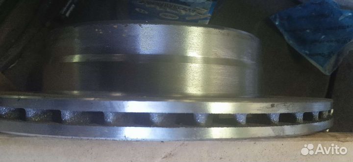 Диск тормозной новый Ssang Young Kyron/Rexton 05