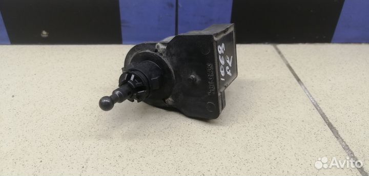 Моторчик корректора фары Land Cruiser (150) -Prado