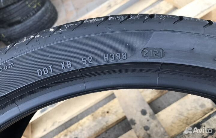Pirelli P Zero 245/35 R20 95Y
