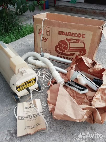 Пылесос ракета 12-а