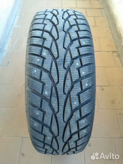 Nankang SW-7 215/60 R17