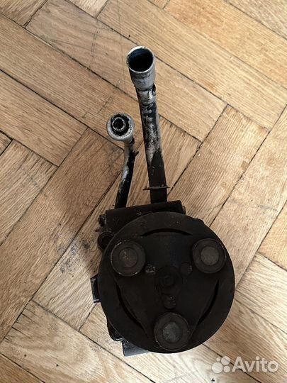 Компрессор кондиционера mustang