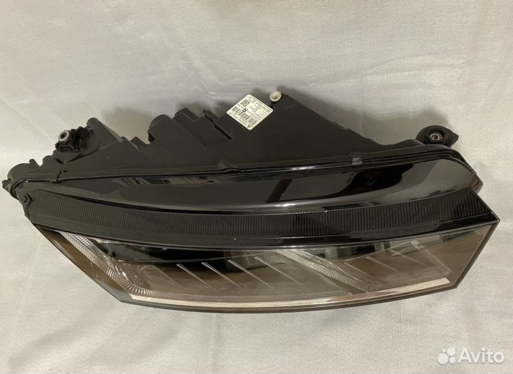 Фара правая Octavia A8 Matrix Led 2020-2023