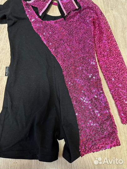 Гимнастический костюм