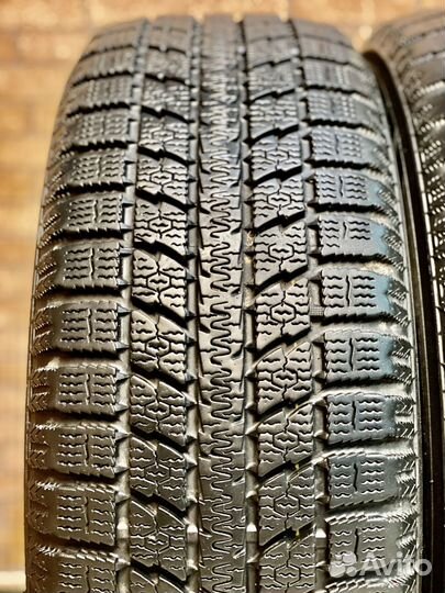 Toyo Observe GSi-5 205/60 R16 92T