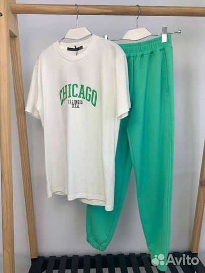 Спортивный костюм